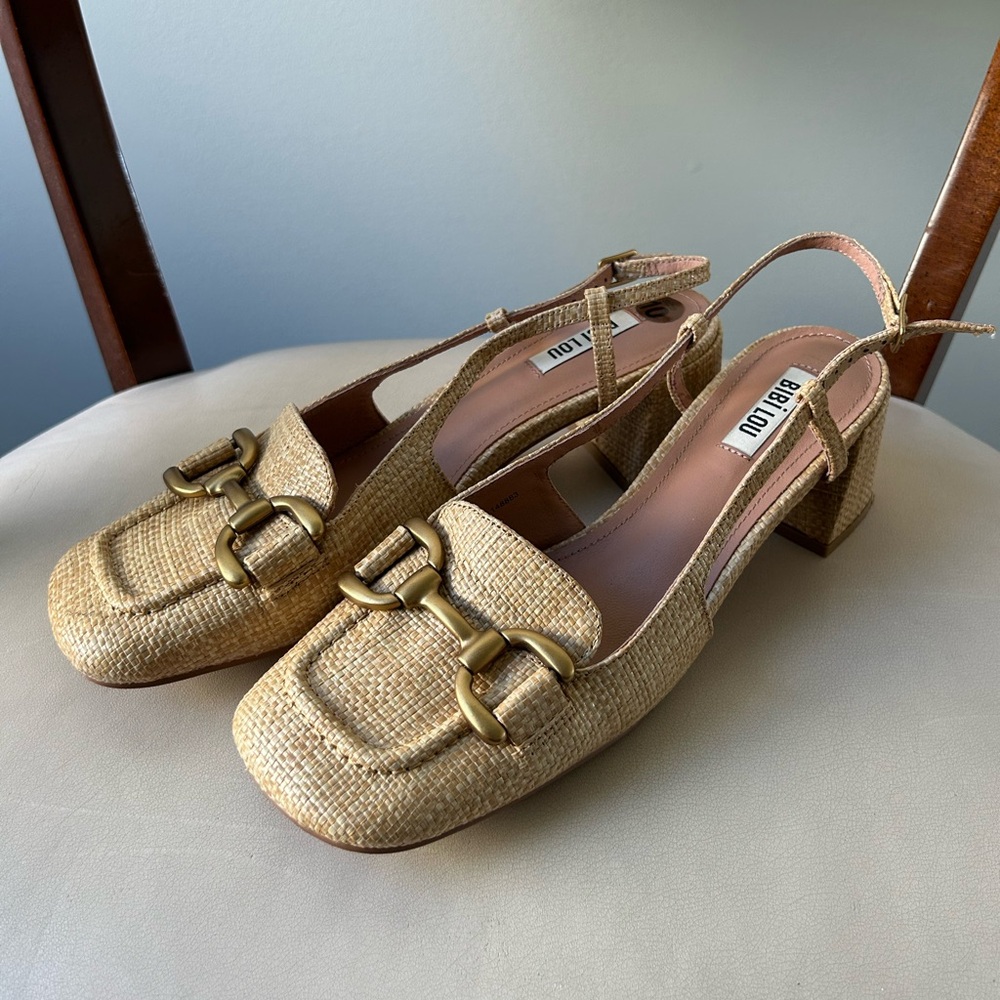Bibi Lou tan woven straw loafer style heels
